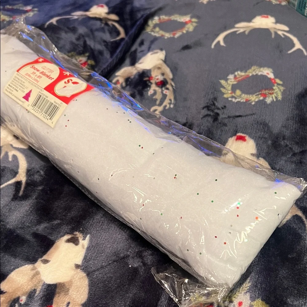 Vintage Glitter Snow Blanket - White
